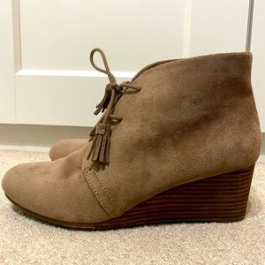 Dr Scholl’s Moccasin Style Laceup Boots Sz 10